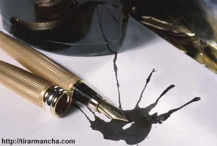 Como tirar mancha de tinta de caneta do couro